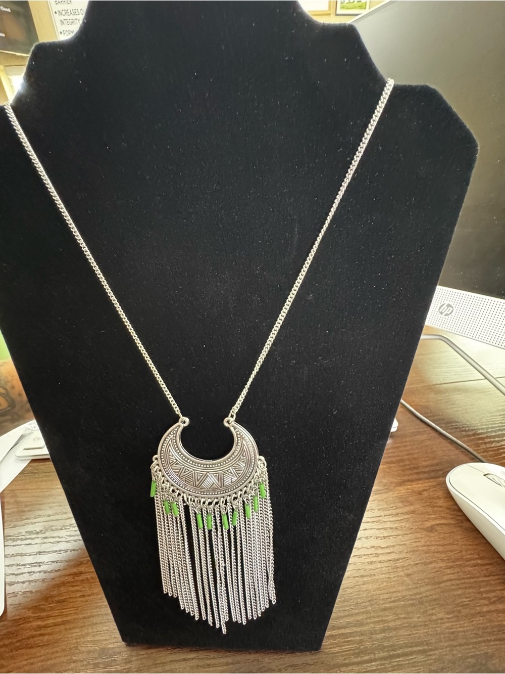 paparazzi Silver-Tone Crescent Fringe Necklace with Green Beads “Desert Coyote”